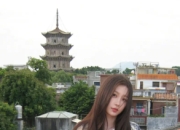 虞书欣化身明艳学姐