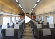 小妙招：高铁遇吵闹小孩 女子一招静音