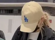 鹿晗关晓彤戴了同样的挂件，真相究竟如何？